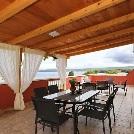 Saphron Apartament