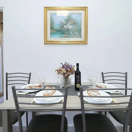 Saphron Apartment
