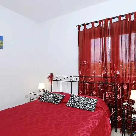 Saphron Apartment Mrljane