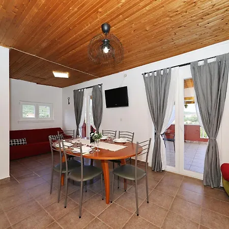 Saphron Apartment Mrljane